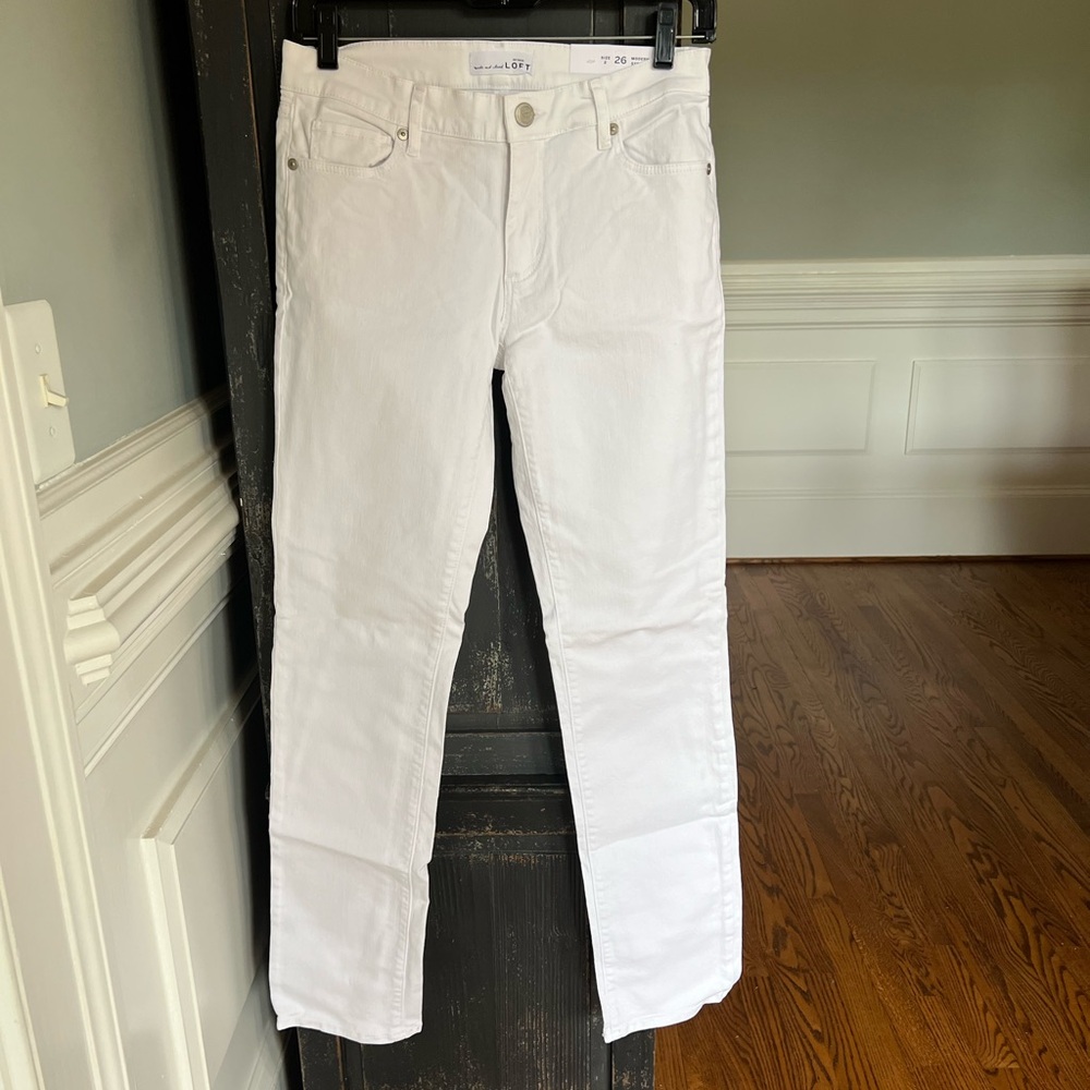 Loft white jeans modern straight style size 26 (2) NWT